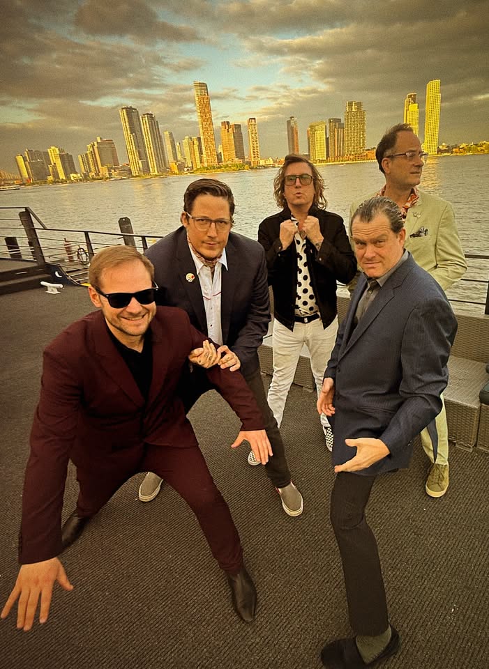 Electric Six — The Civic Hall, Cottingham